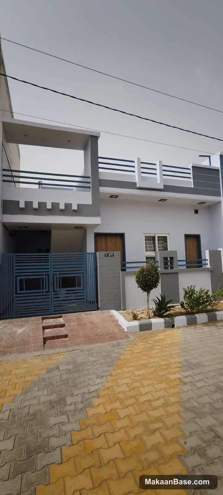 House for Sale in CR City hanumangarh town view 3