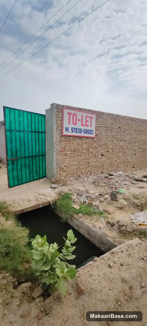 Godown for Rent in Near Rajvi palace view 3