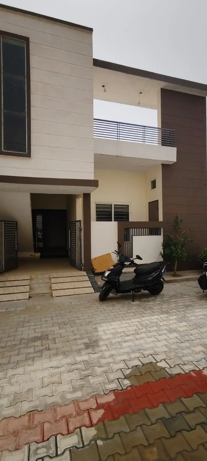 House for Sale view 3